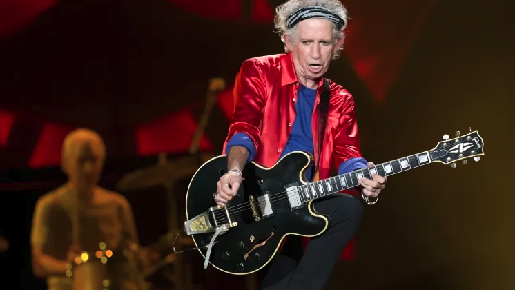 Keith Richards de los Rolling Stones cumple 80 años: así es su vida llena de excesos