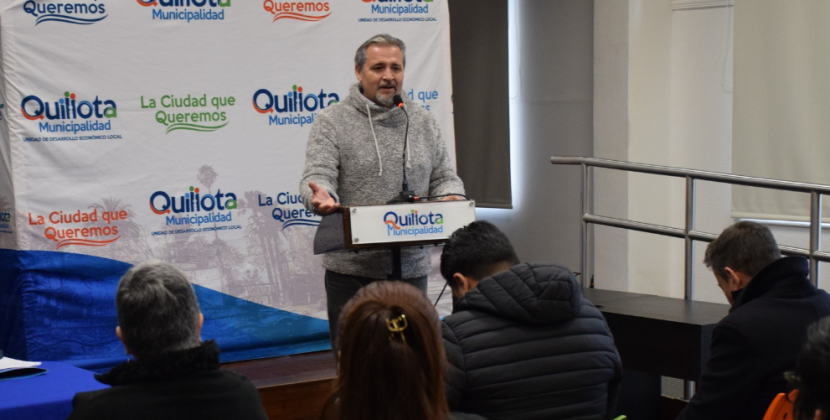 Alcalde Oscar Calderón se refirió a las lluvias y a iniciativas que se están desarrollando en la comuna