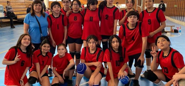 La gran historia de la destacada “busca talentos” del vóleibol quillotano