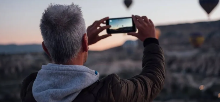 Invitan a mayores de 60 años a entretenido taller de fotografía gratuito