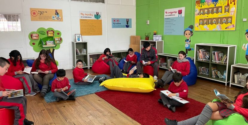 Biblioteca Colegio Bicentenario Arauco