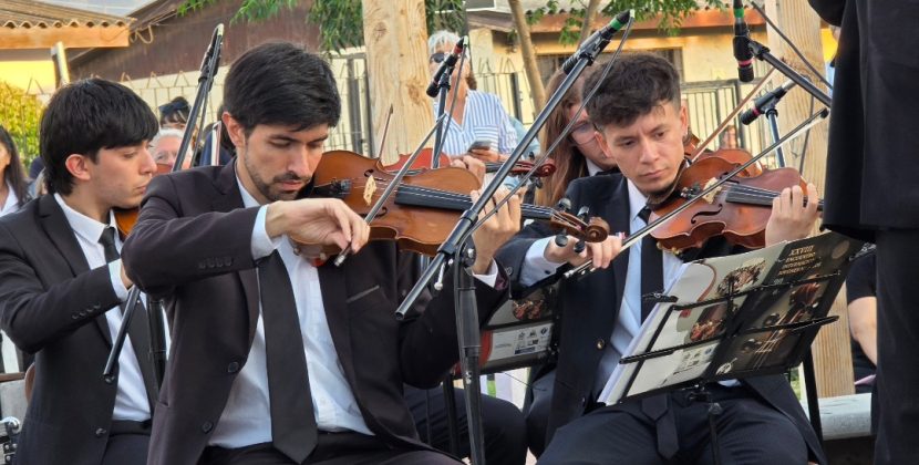 Vecinos de Los Paltos disfrutaron concierto gratuito de la Orquesta de Cámara de Viña del Mar