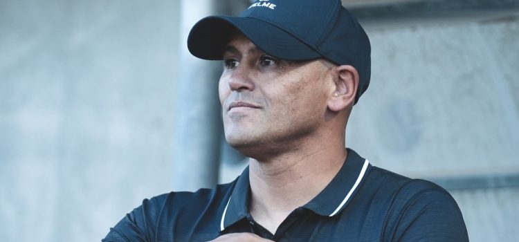 Humberto Suazo: “Me deja tranquilo ver que cada vez aparecen más jugadores formados en casa”