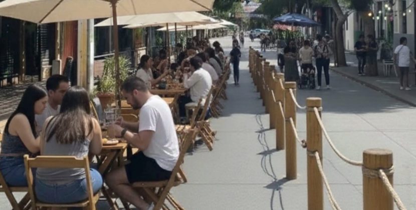 Quillota estrena nuevo punto gastronómico dominical en pleno centro