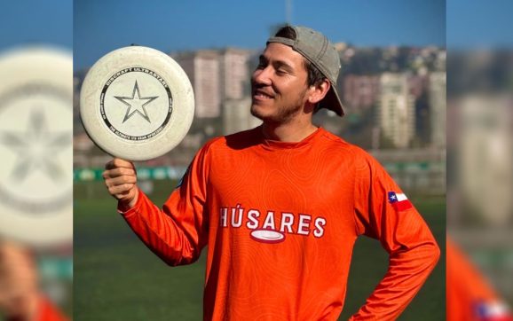 Quillotano Enzo Saavedra destaca en el Mundial de Frisbee de Irlanda