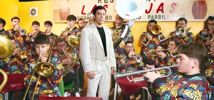 Con ritmos andinos: Gepe reinventa su éxito “Bomba Chaya”