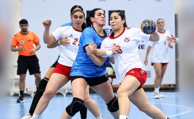 Quillotana Valeria Carrasco es subcampeona sudamericana de balonmano