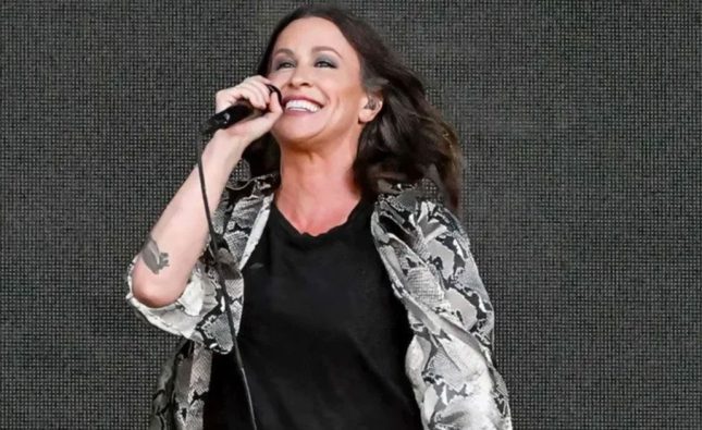 Alanis Morissette demanda a ex mánager por extorsión y amenazas