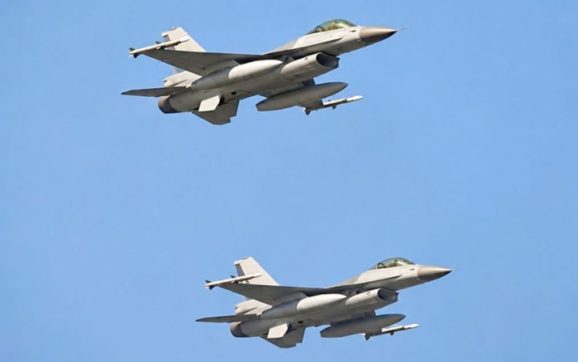 Aviones F-16 de la FACh sobrevolarán Quillota hoy lunes