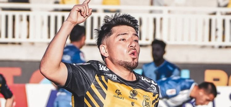 San Luis vence a Antofagasta y enciende el Ascenso