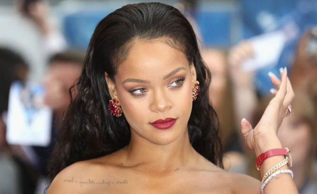 Rihanna revela que guarda más de 170 canciones inéditas