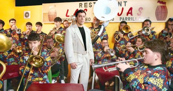 Con ritmos andinos: Gepe reinventa su éxito “Bomba Chaya”