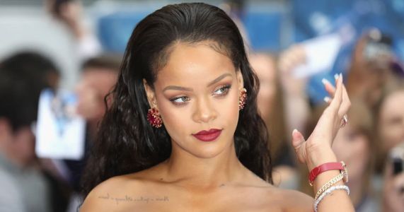 Rihanna revela que guarda más de 170 canciones inéditas